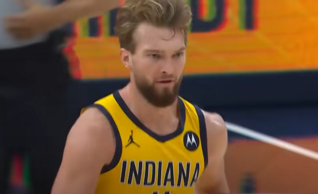 D. Sabonis žaidė rezultatyviai, bet „Pacers“ nusileido „76ers“ krepšininkams (VIDEO)