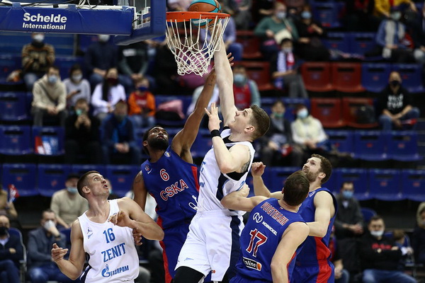 A. Gudaitis negailestingai blokavo armiečių metimus, „Zenit“ triumfavo Maskvoje