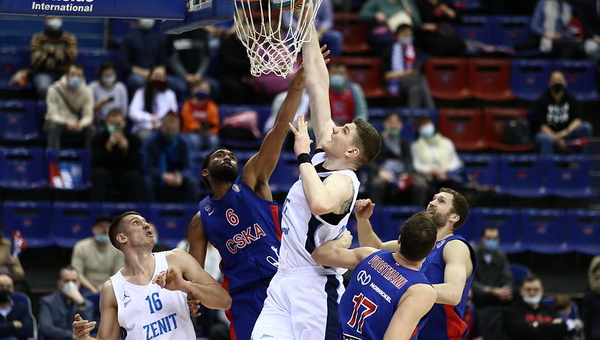 A. Gudaitis negailestingai blokavo armiečių metimus, „Zenit“ triumfavo Maskvoje