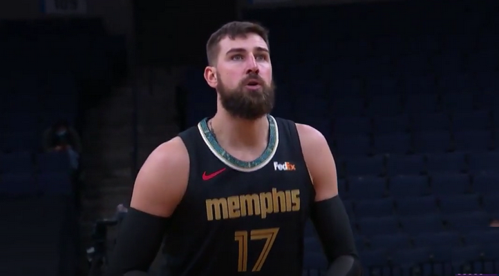 J. Valančiūnas surinko dvigubą dublį, o „Grizzlies“ sutriuškino „Clippers“ (VIDEO)