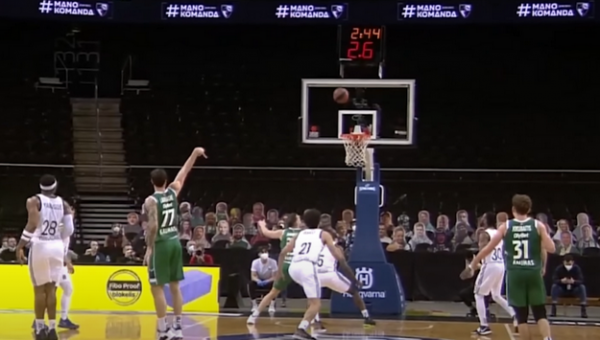 Tritaškį pataikęs J. Lauvergne: nuo šiol tai darysiu dažniau, ne, juokauju (VIDEO)