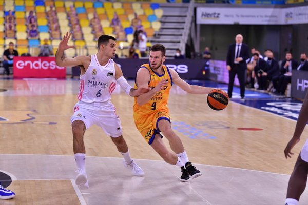 38 taškus pelnęs T. Dimšos komandos draugas atvedė „Gran Canaria“ į pergalę