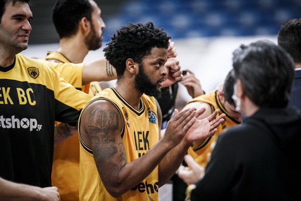 AEK ir be J. Mačiulio pagalbos įveikė SIG