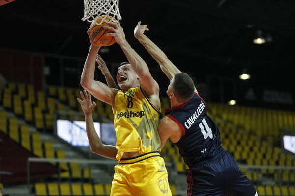 Čempionų lygos sezoną AEK su J. Mačiuliu baigė trinktelėdami durimis