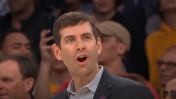 „Celtics“ strategas atsisakė kosminės sumos už darbą Indianos universiteto komandoje