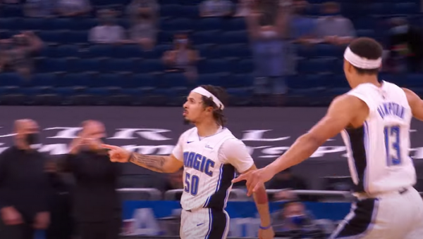 Pamatykite: praėjusios nakties įspūdingiausių NBA epizodų dešimtukas (VIDEO)