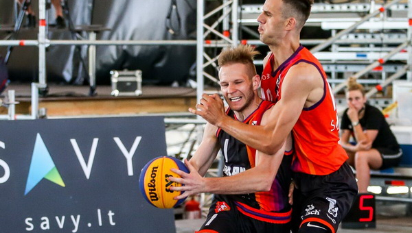 Lietuvos 3×3 krepšinio čempionato finale – dramatiškas „Vyčio-Gulbelės“ triumfas