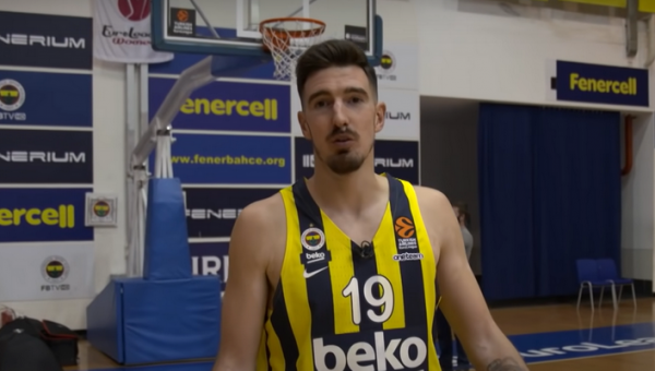 N. De Colo ir toliau rungtyniaus „Fenerbahče“ ekipoje