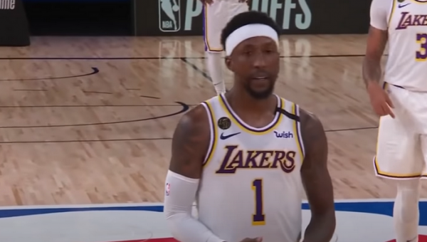„Lakers“ gynėjas apiplėštas nutaikius į jį ginklą