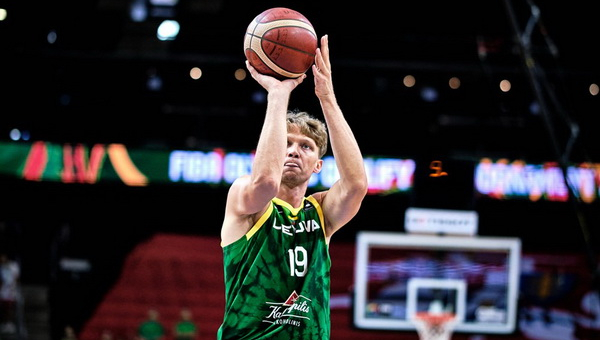 M. Kuzminskas – apie rinktinės pasirodymą olimpinėje atrankoje ir persikėlimą į „Zenit“