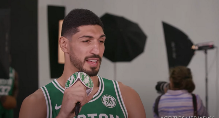 E. Kanteris grįžta į „Celtics“ (K. Walkeris žais „Knicks“ ekipoje)