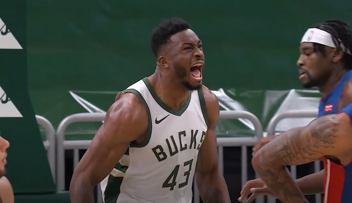 Th. Antetokounmpo pasirašė naują sutartį su „Bucks“