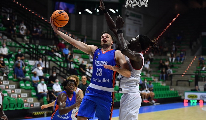 Danijos čempionus palaužęs T. Dimšos klubas – per žingsnį nuo Čempionų lygos