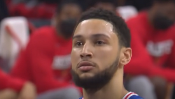 Maištininkas B. Simmonsas pirmą kartą dalyvavo „76ers“ treniruotėje