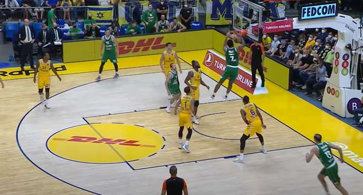 L. Lekavičiaus ir J. Nebo ataka – tarp gražiausių Eurolygos momentų (VIDEO)