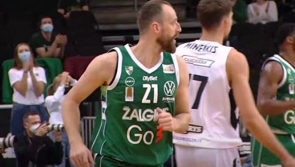 Puolime spindėjęs „Žalgiris“ per pirmąją mačo pusę susitvarkė su svečiais iš Prienų