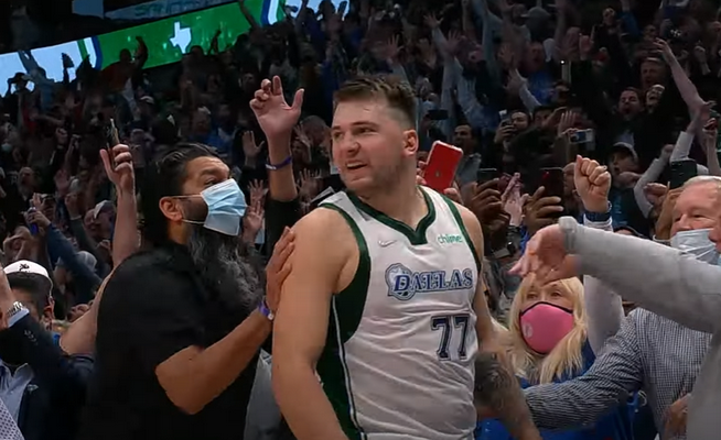 L. Dončičiaus fantastiškas tritaškis pražudė Bostono klubą (Kiti rezultatai)
