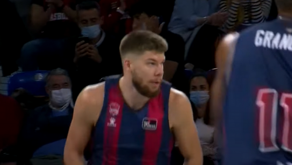 R. Giedraitis žaidė rezultatyviai, o „Baskonia“ iškovojo pergalę