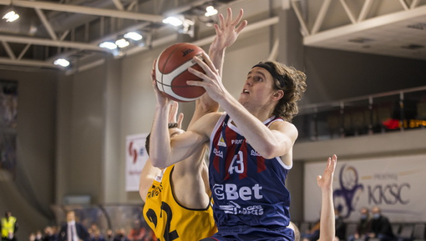 Šventė Prienuose: pirmoji sezono pergalė LKL skambiai pasiekta prieš Utenos klubą