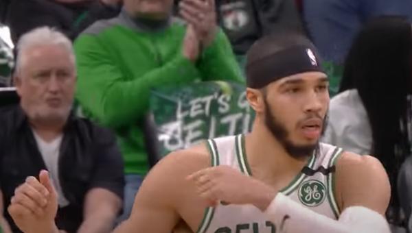 „Celtics“ neketina išskirti savo žvaigždžių tandemo