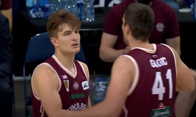 „Lietkabelis“ tritaškių salvėmis paskandino Prancūzijos lygos lyderius