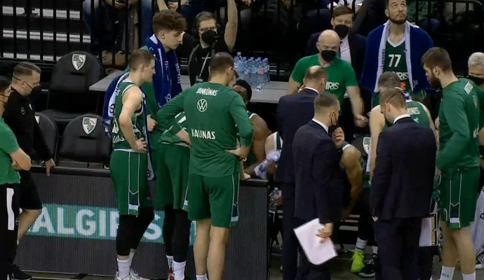 Pamatykite: J. Zdovco minutės pertraukėlės mače prieš „AX Armani“ (VIDEO)