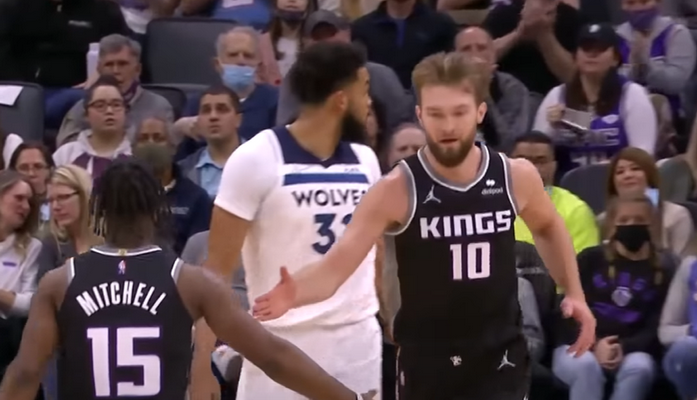 D. Sabonis sėkmingai debiutavo: lietuvio žaidimas padėjo „Kings“ iškovoti pergalę (VIDEO)