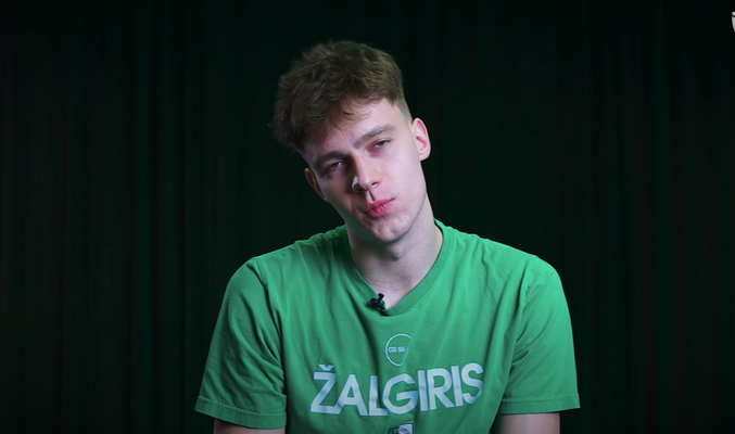 M. Blaževičiaus atsakymai į klausimus – apie žaidimą su „dinozaurais“, filmus ir R. Jokubaitį
