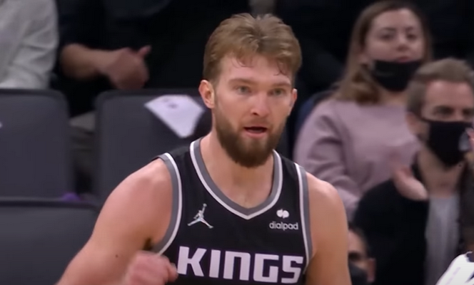 D. Sabonis buvo arti trigubo dublio, bet „Kings“ patyrė pralaimėjimą