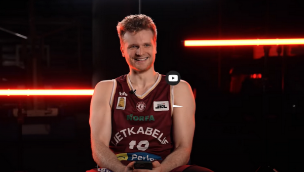Sirgaliaus komentaro apie šukuoseną sulaukęs K. Žemaitis: „Nieko nepadarysi, tokie genai“