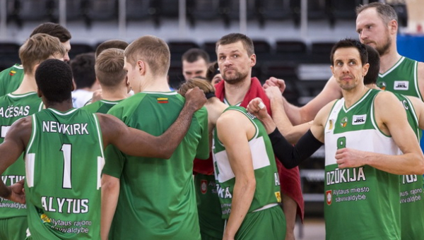 „Dzūkijos“ komandoje – COVID-19 protrūkis