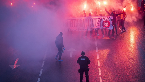 „Farų“ laidoje - „Lietkabelio“ ir „Ryto“ fanų muštynės (VIDEO)