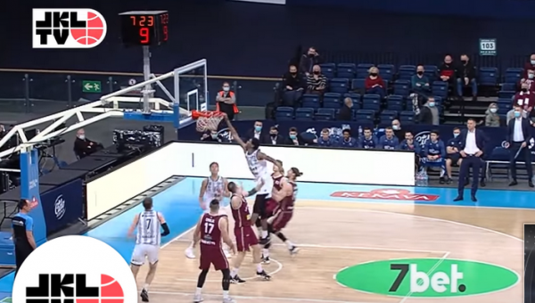 LKL savaitės epizodas – negailestingas J. Durhamo dėjimas per varžovą (VIDEO)