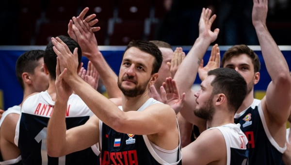 FIBA tikisi, kad stabilizuosis politinė situacija: Rusijos rinktinės likimas spręsis gegužės mėnesį