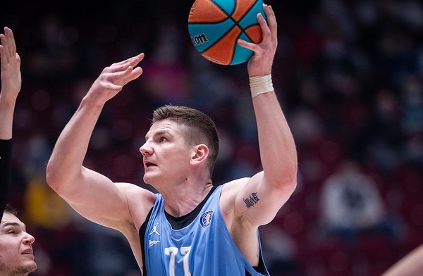 A. Gudaitis per 10 minučių metė 12 baudų, bet jo ir A. Veličkos klubas patyrė dramatišką nesėkmę