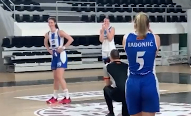 Būna ir taip: „Budučnost“ žaidėjai pasipiršo rungtynių arbitras (VIDEO)