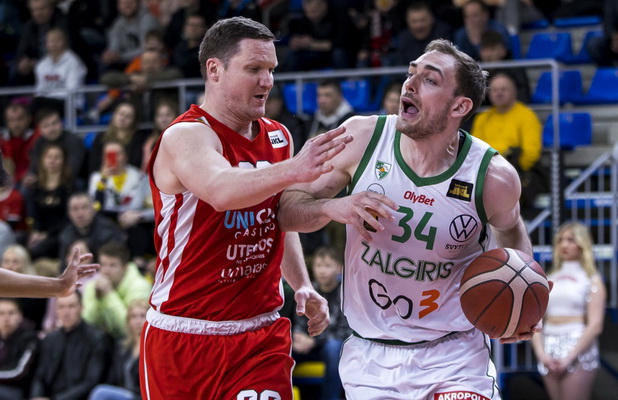 Ilgai atsilikęs „Žalgiris“ tik galingu spurtu palaužė uteniškių tandemą