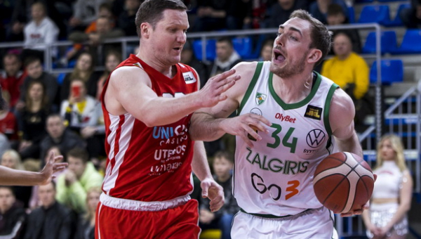 Ilgai atsilikęs „Žalgiris“ tik galingu spurtu palaužė uteniškių tandemą