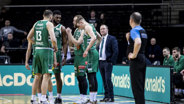 „Žalgirio“ fanai: „Čia ne pergalė, o kažkoks netyčiukas. Čia nėra tikrasis „Žalgiris“