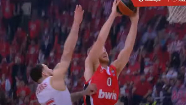 Per M. Jamesą įkrovęs Th. Walkupas – Eurolygos ketvirtfinalio TOP 10 (VIDEO)