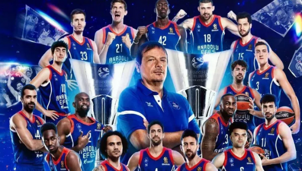 Dukart iš eilės Eurolygos čempionai: nerezultatyviame finale triumfavo „Anadolu Efes“