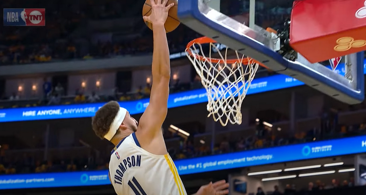 Penki įspūdingiausi „Warriors“ ir „Mavericks“ mačo epizodai (VIDEO)