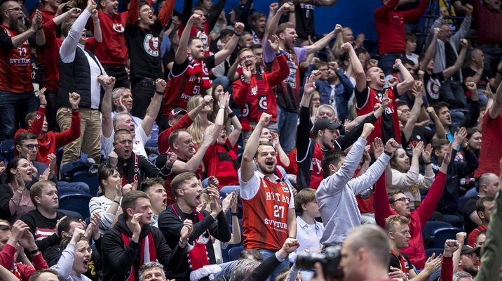 Karštas vakaras Vilniuje: „Rytas“ išpardavė visus bilietus