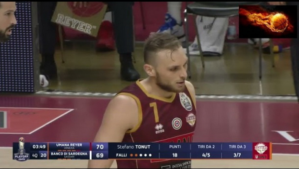 „AX Armani“ stiprina gynėjų grandį