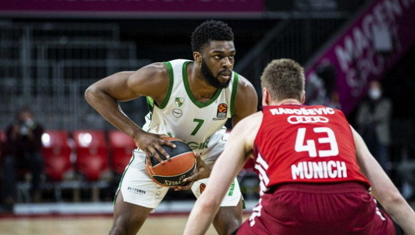 „Žalgirį“ paliksiantis J. Nebo „Anadolu Efes“ ekipoje uždirbs solidžią sumą