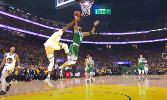 NBA finalo startas: gražiausi „Celtics“ ir „Warriors“ mačo epizodai (VIDEO)