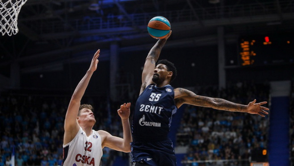 J. Mickey karjerą tęs „Virtus“ ekipoje