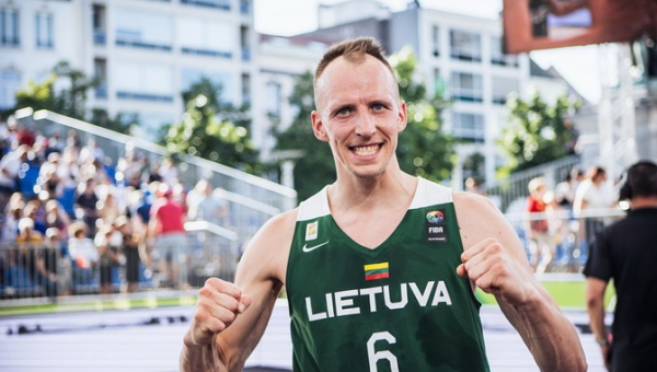 Lietuvos trijulių rinktinė pateko į pasaulio čempionato ketvirtfinalį