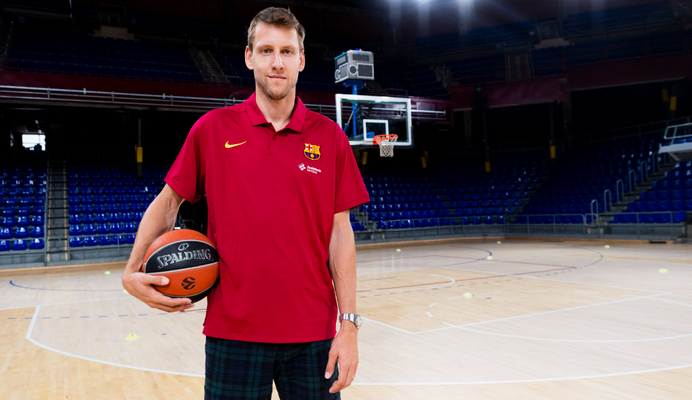 „Barcelona“ pasirašė ilgalaikę sutartį su J. Vesely