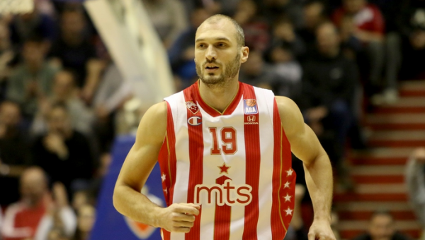 „Crvena Zvezda“ veteranas antrą kartą paskelbė apie karjeros pabaigą